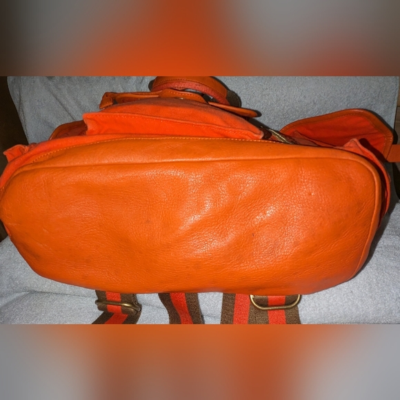 Marc by Marc Jacobs orange large drawstring backpack. - Picture 8 of 14